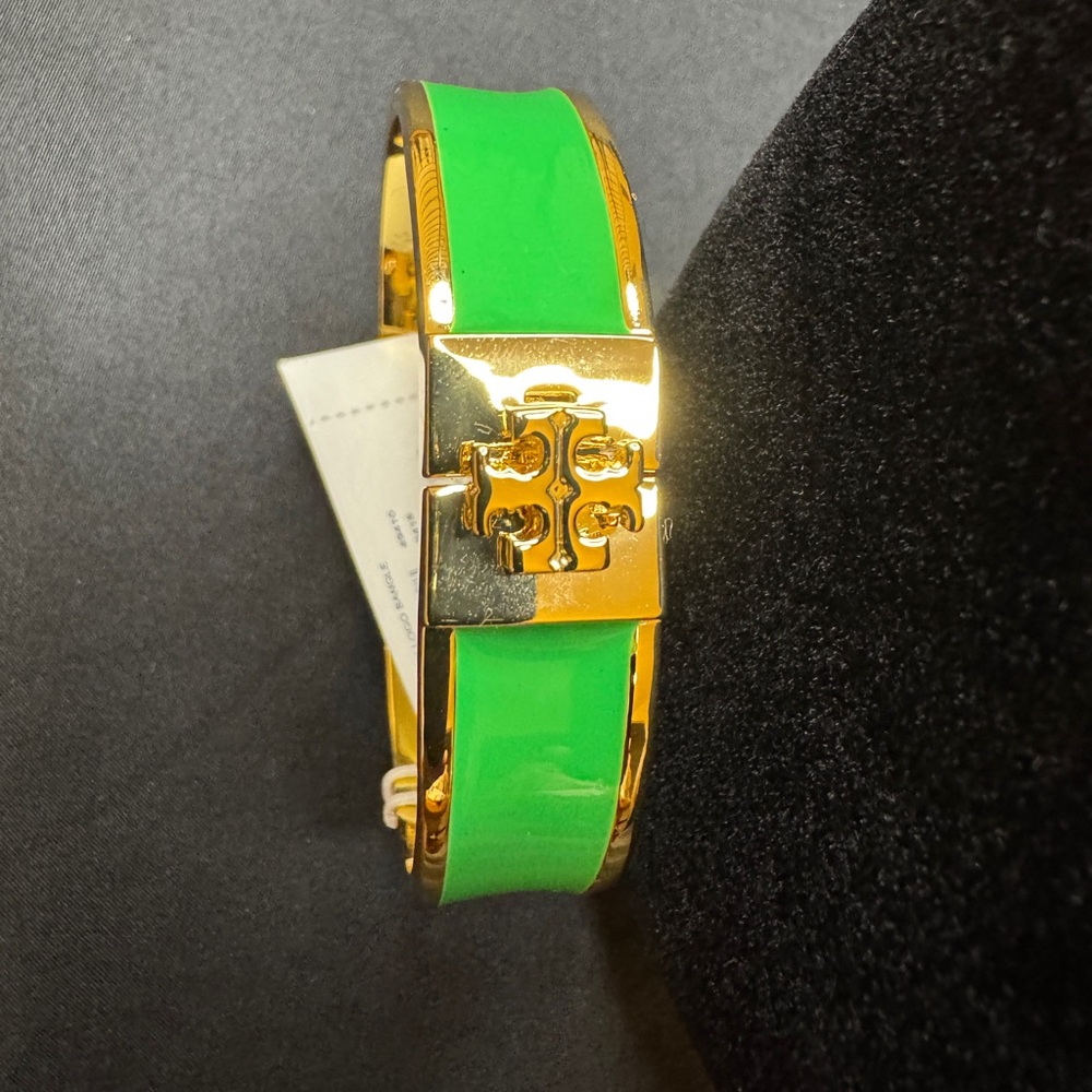 NWT Tory Burch Kira LOGO Green and Gold Bangle Bracelet